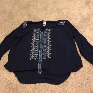 Forever 21 crop sleeve blouse